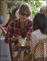 taylor-swift-bouchon-cafe-lunch-with-friend-3_200303566
